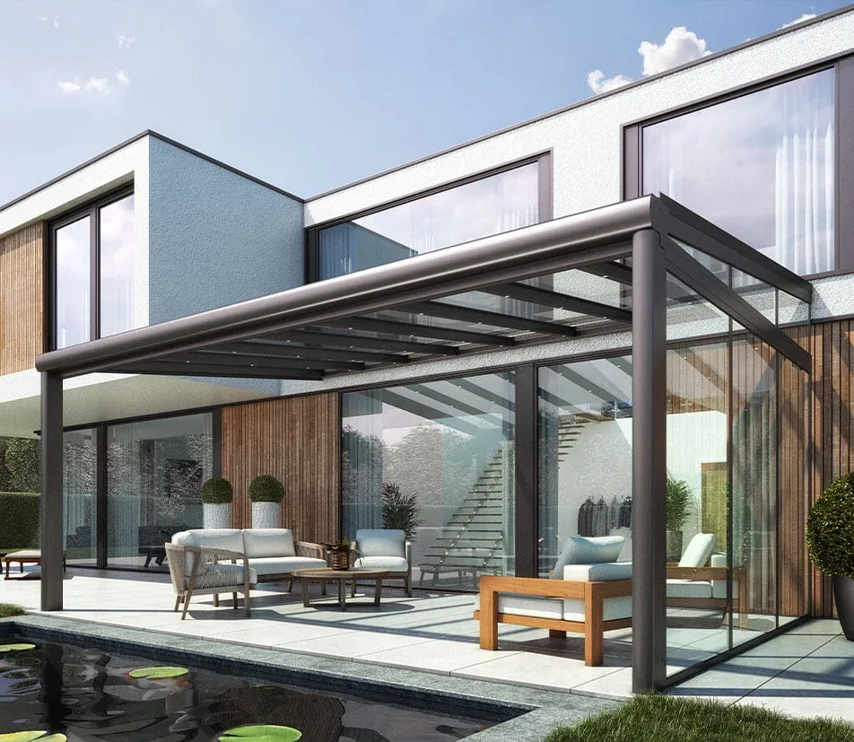 Hliníková pergola pri modernom dome