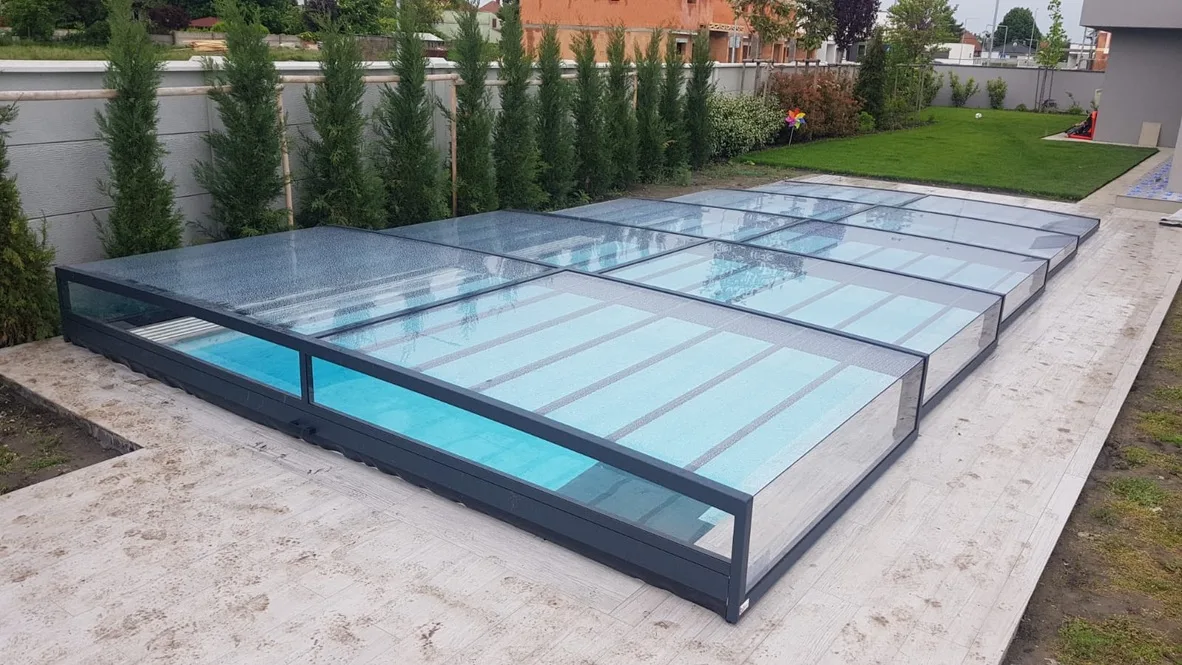 Zastrešenie bazéna Aquacomet — realizácia Techconsystems