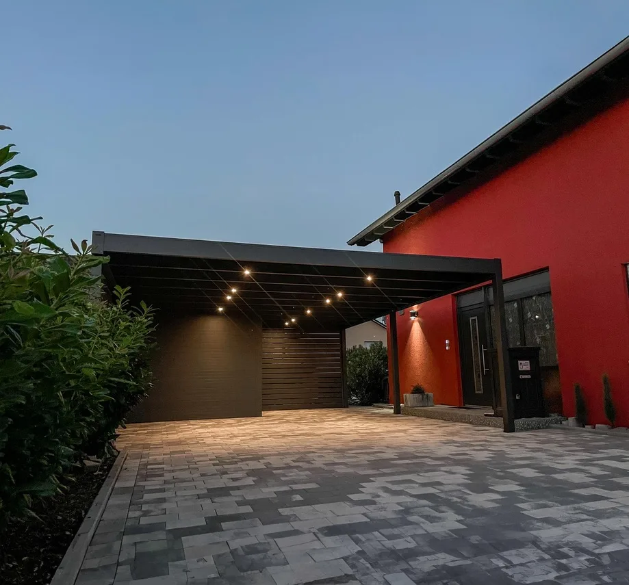 Hliníkový carport – prístrešok na auto — realizácia Techconsystems