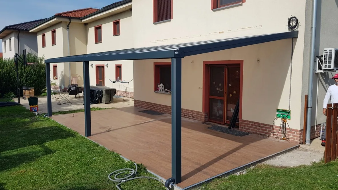 Hliníková pergola na terasu — realizácia Techconsystems