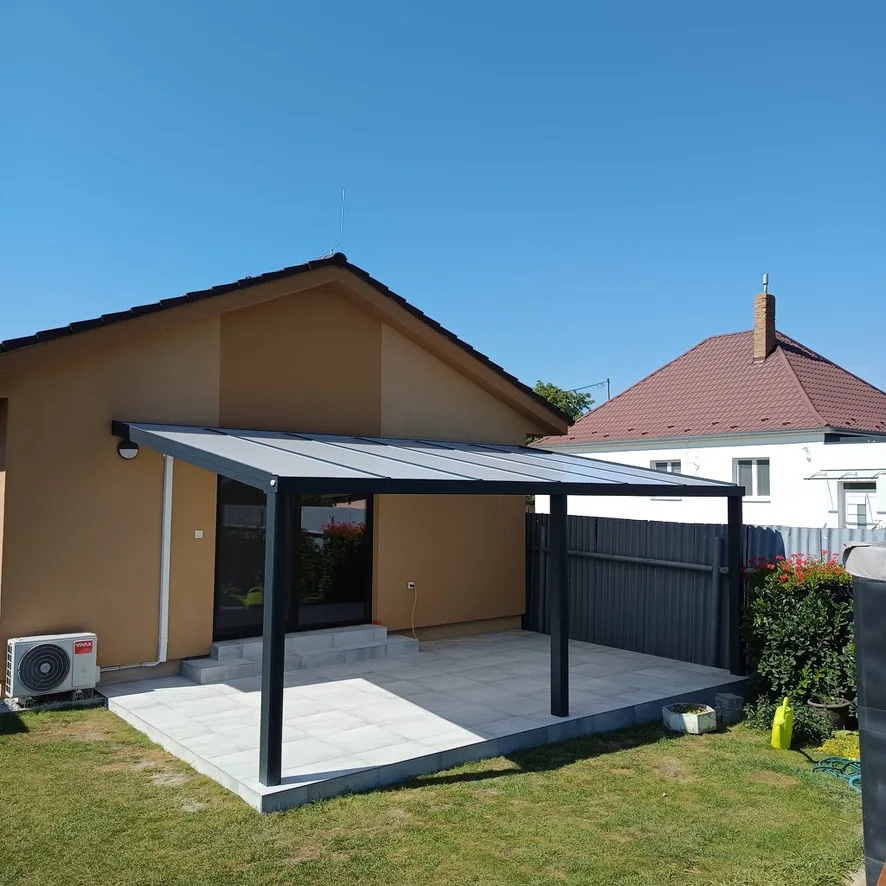 Hliníková pergola na terasu — realizácia Techconsystems