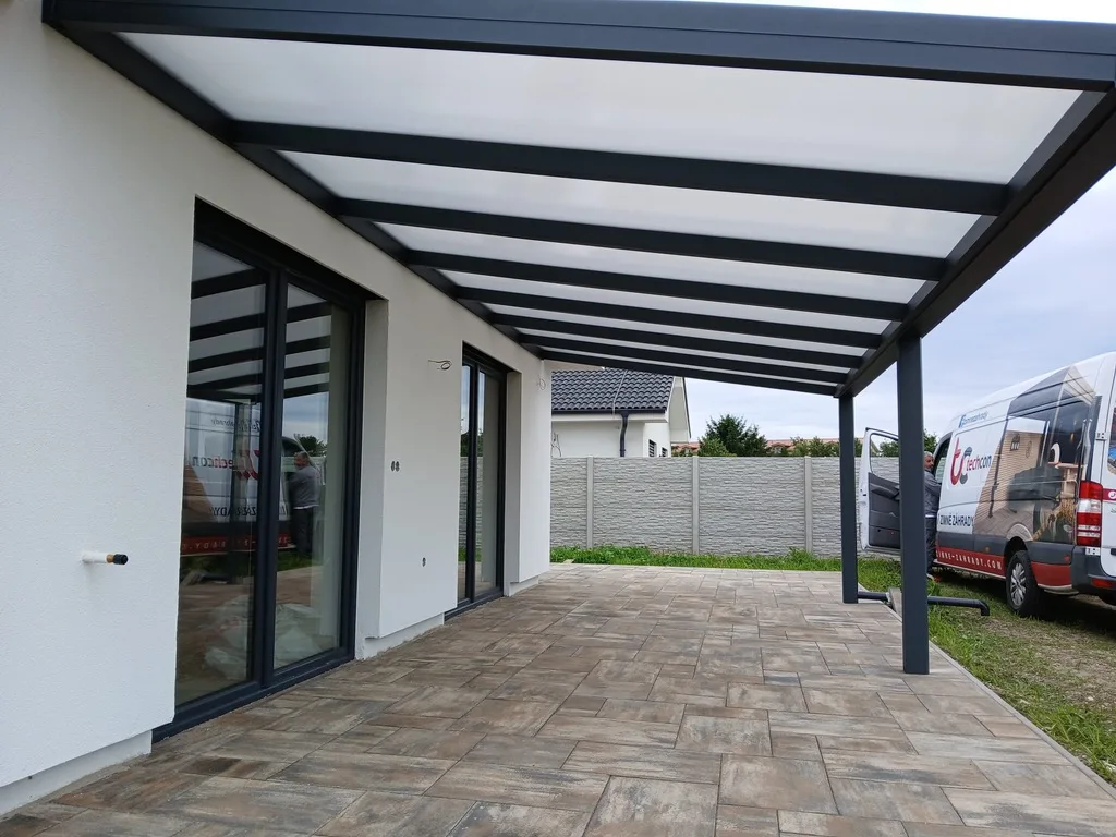 Hliníková pergola na terasu — realizácia Techconsystems