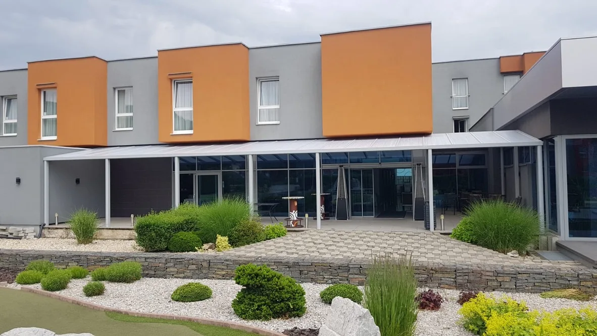 Hliníková pergola na terasu — realizácia Techconsystems