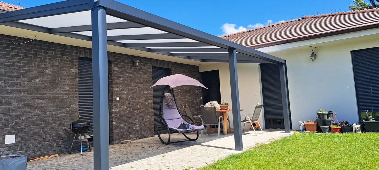 Hliníková pergola na terasu — realizácia Techconsystems